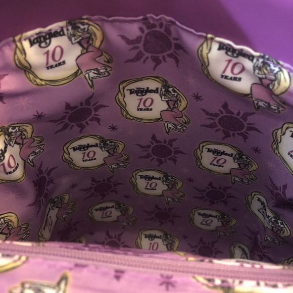 Tangled Rapunzel dress Loungefly backpack - Picture 5 of 5